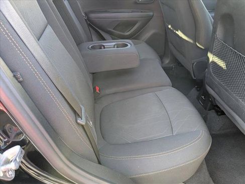 Used 2018 Chevrolet Trax LT image 18
