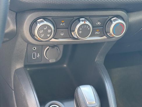 Used 2024 Nissan Kicks S FWD image 18