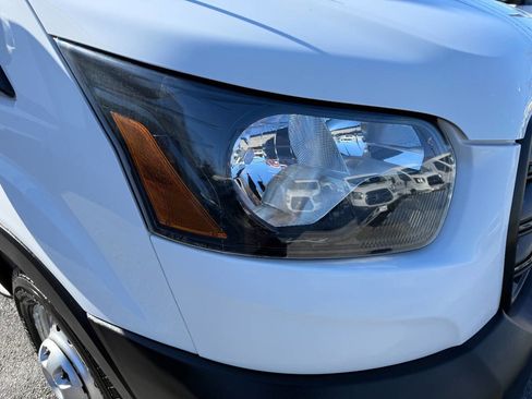 Used 2020 Ford Transit 250 148 High Roof AWD image 40