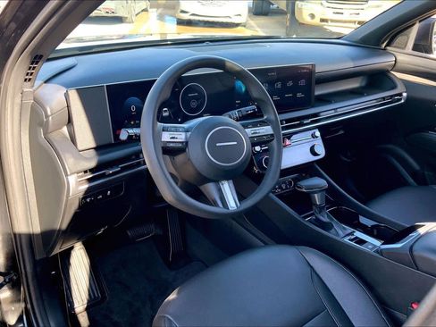 Used 2025 Hyundai Santa Cruz SEL image 18