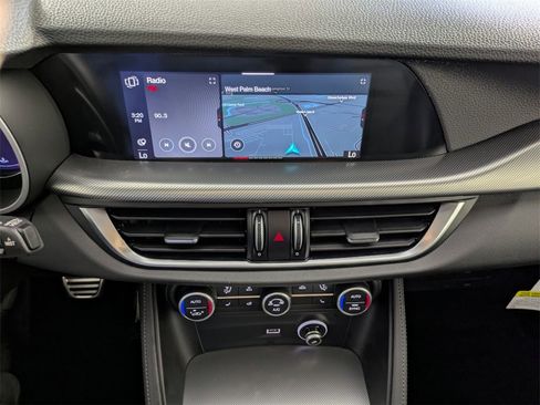 New 2025 Alfa Romeo Stelvio Sprint w/ Veloce Package image 25