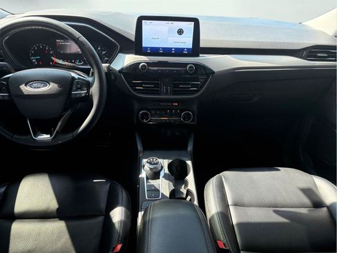 Used 2022 Ford Escape SEL image 10