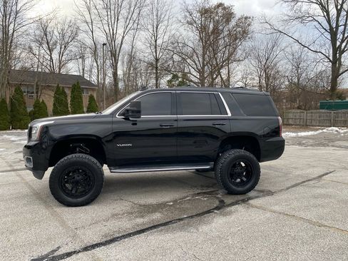 Used 2016 GMC Yukon SLE w/ Convenience Package image 2