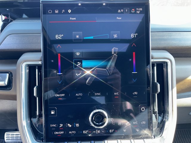 Used 2026 GMC Yukon Denali Ultimate AWD/4WD image 37