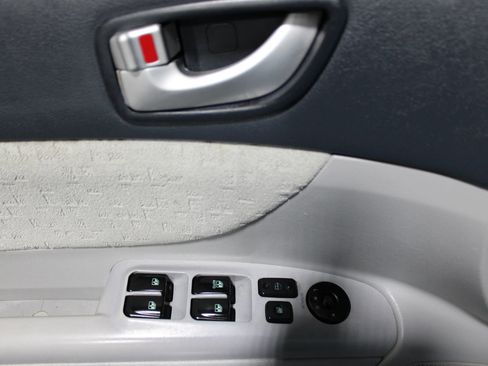 Used 2006 Hyundai Sonata GLS image 9