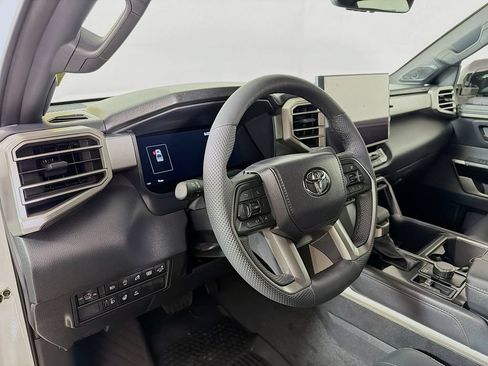 New 2026 Toyota Tundra Limited AWD/4WD image 9