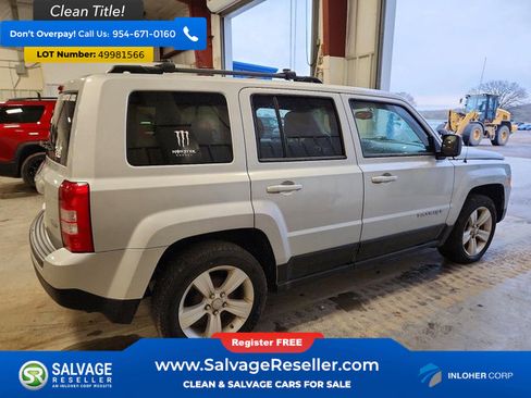 Used 2014 Jeep Patriot Latitude w/ Sun/Sound Group FWD image 4
