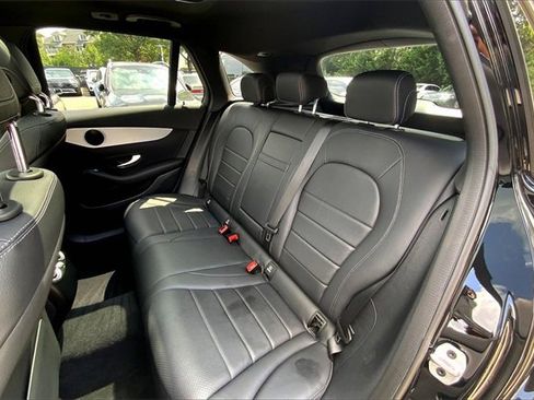 Used 2022 Mercedes-Benz GLC 300 image 17
