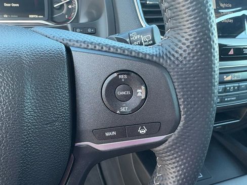 Certified 2025 Honda Passport EX-L image 16