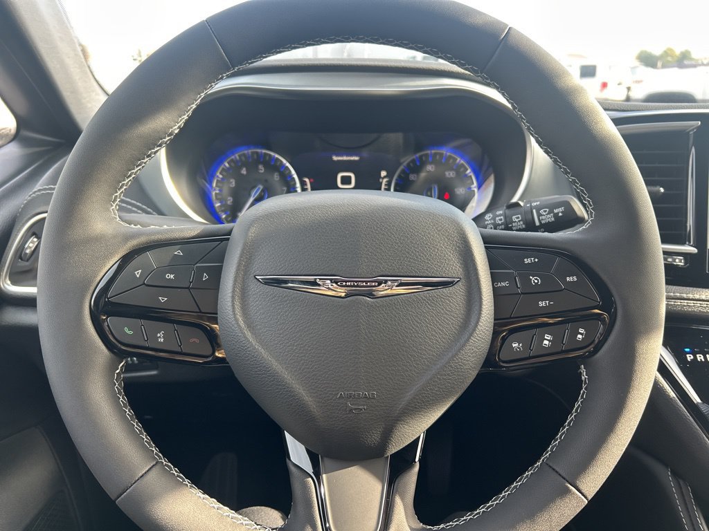 New 2026 Chrysler Pacifica Limited w/ S Appearance Package AWD/4WD image 29