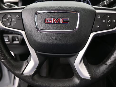 Used 2022 GMC Acadia SLE w/ Driver Convenience Package image 31