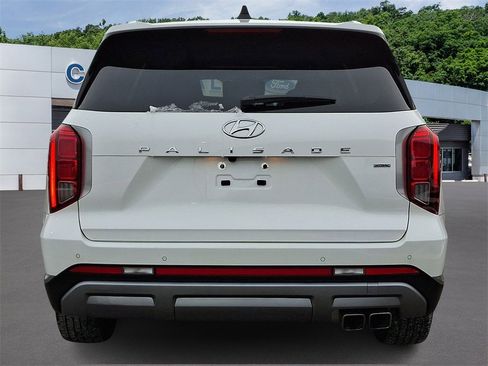 Used 2023 Hyundai Palisade SEL image 5