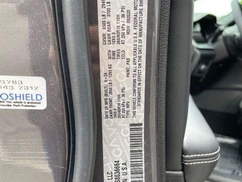 Used 2025 Jeep Grand Cherokee L Altitude AWD/4WD image 40