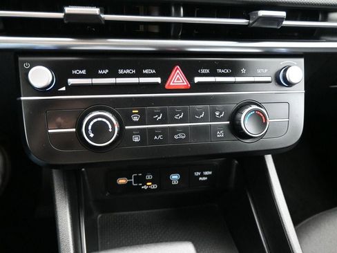 New 2025 Hyundai Tucson SE image 24