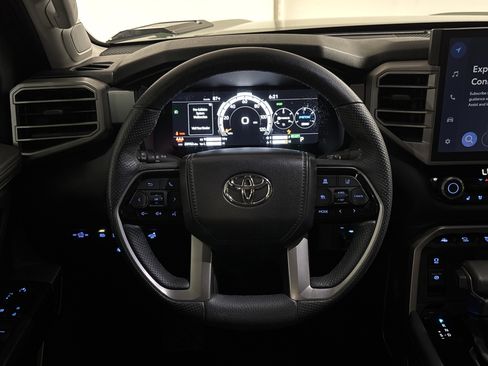 Used 2023 Toyota Tundra Limited image 13