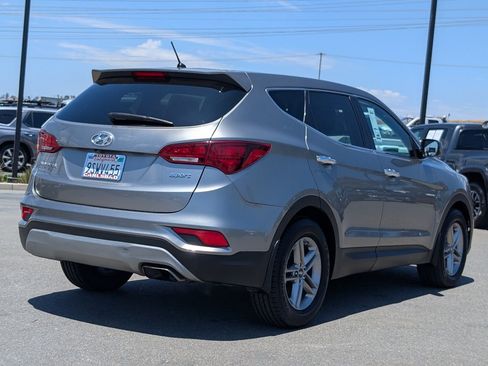 Used 2018 Hyundai Santa Fe Sport FWD image 13
