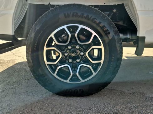 Used 2022 Ford F150 XLT w/ Equipment Group 302A High image 12