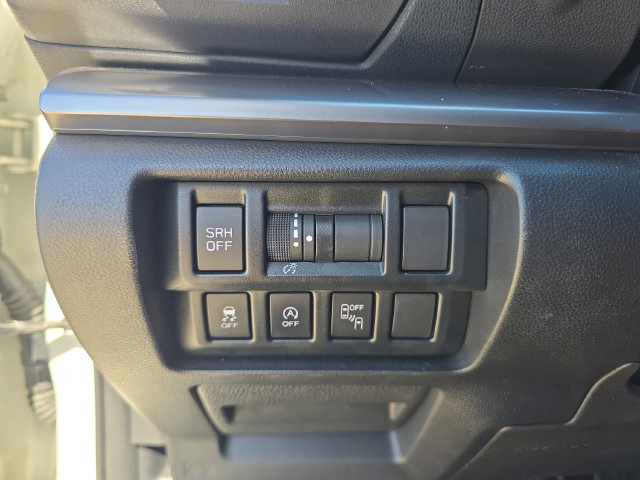Used 2023 Subaru Crosstrek 2.5i Limited w/ Moonroof Package AWD/4WD image 21