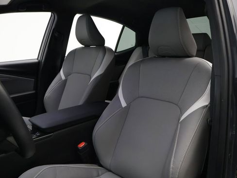 Certified 2025 Toyota Camry SE image 13