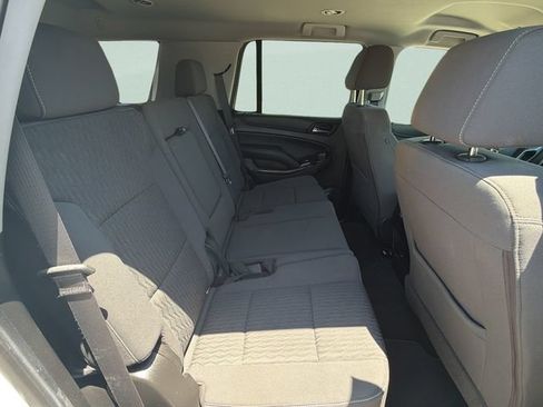 Used 2019 Chevrolet Tahoe LS AWD/4WD image 12