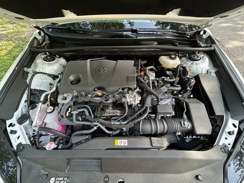 Used 2025 Toyota Camry LE w/ Convenience Package FWD image 12