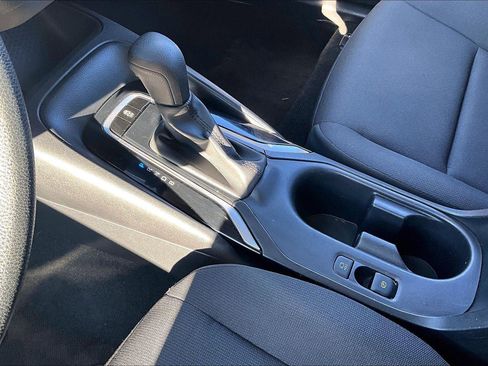 Used 2024 Toyota Corolla LE image 18