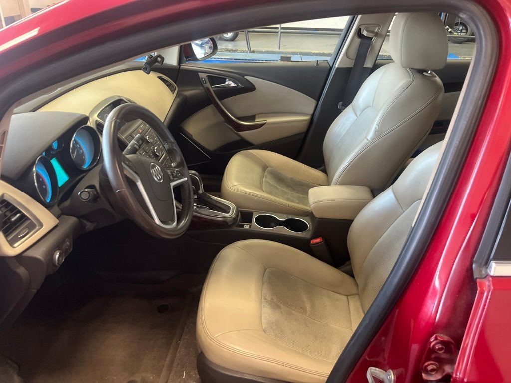 Used 2013 Buick Verano Convenience FWD image 6