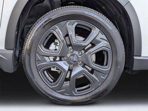 Certified 2025 Subaru Ascent Bronze Edition w/ Onyx Package image 10