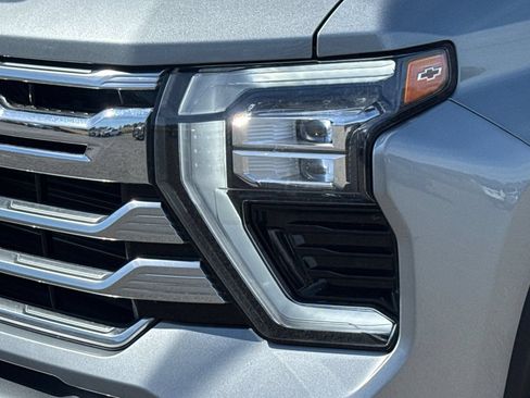 Used 2024 Chevrolet Silverado 3500 High Country w/ High Country Premium Package AWD/4WD image 50