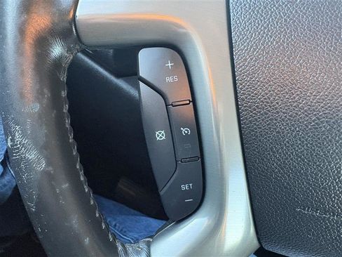 Used 2013 Chevrolet Avalanche LT w/ All-Star Edition image 18