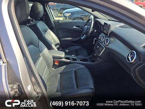 Used 2016 Mercedes-Benz GLA 250 image 13