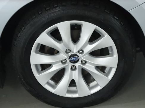 Used 2016 Subaru Legacy 2.5i Premium AWD/4WD image 10