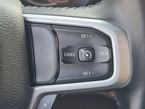 Used 2023 RAM 1500 Big Horn AWD/4WD image 39