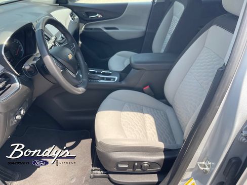Used 2018 Chevrolet Equinox LT FWD image 10