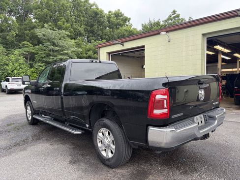 Used 2024 RAM 3500 Big Horn w/ Towing Technology Group AWD/4WD image 5