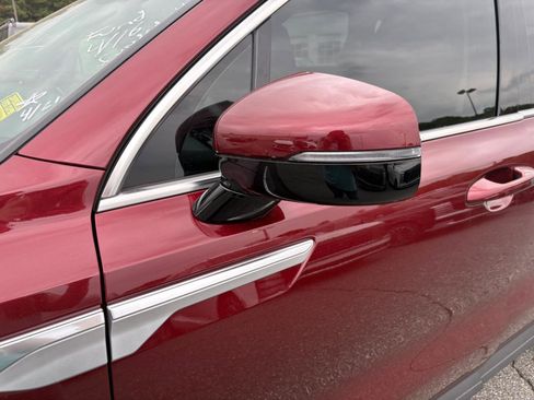 Used 2025 Kia Sorento EX w/ Panoramic Sunroof Package FWD image 15