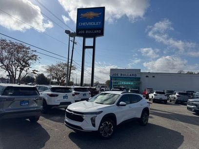 New 2026 Chevrolet Trax LT w/ Driver Confidence Package