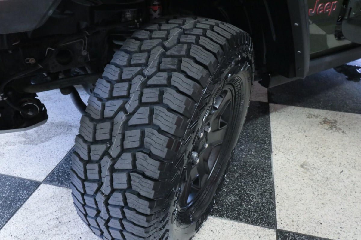 Used 2021 Jeep Gladiator Mojave AWD/4WD image 9