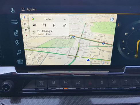 Used 2025 Chevrolet Silverado 2500 ZR2 w/ Technology Package image 14