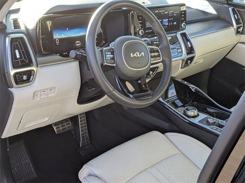 Used 2024 Kia Sorento SX Prestige image 11