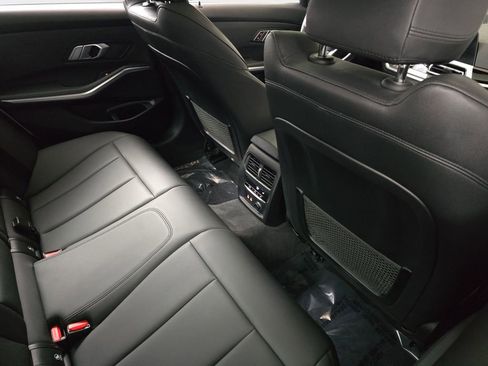 Used 2019 BMW 330i xDrive Sedan w/ Convenience Package image 13