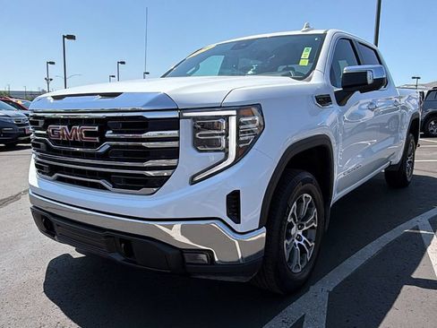 Used 2026 GMC Sierra 1500 SLT AWD/4WD image 7
