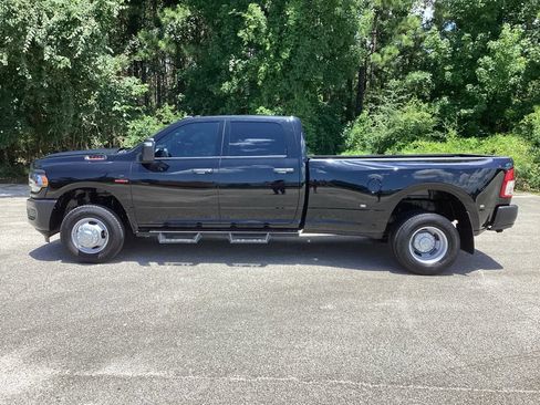Used 2024 RAM 3500 Tradesman AWD/4WD image 7