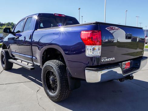 Used 2012 Toyota Tundra 2WD Double Cab w/ Tow Pkg image 6