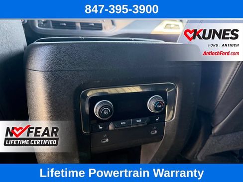 Used 2023 Chevrolet Suburban Premier AWD/4WD image 8