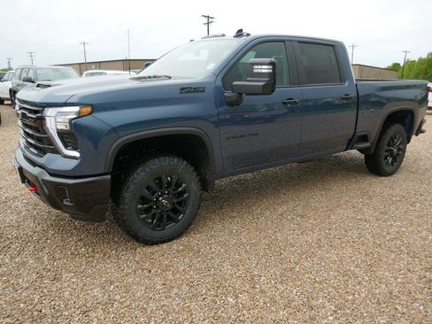 New 2026 Chevrolet Silverado 2500 LT w/ Trail Boss Package AWD/4WD image 9