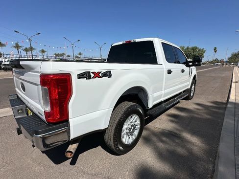 Used 2018 Ford F250 XLT w/ XLT Value Package AWD/4WD image 5