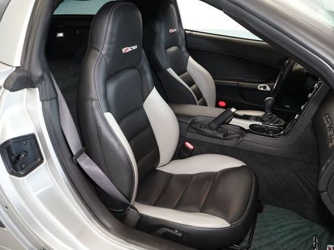 Used 2008 Chevrolet Corvette Z06 w/ Preferred Equipment Group RWD image 4