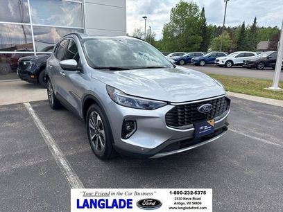 Certified 2023 Ford Escape Platinum w/ Class II Trailer Tow Package