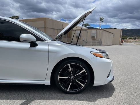 Used 2020 Toyota Camry XSE w/ Navigation Package FWD image 34
